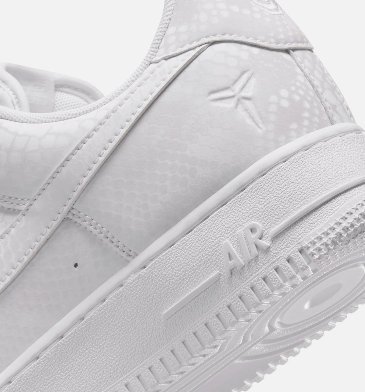 KOBE BRYANT X AIR FORCE 1 MAMBA