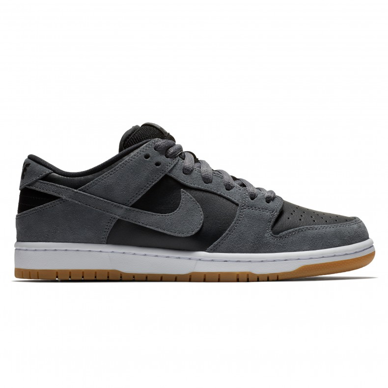 Nike SB Dunk Low
Dark Grey Black Gum