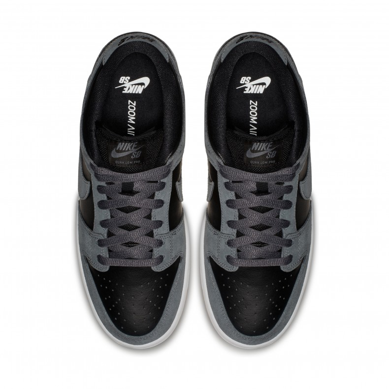 Nike SB Dunk Low
Dark Grey Black Gum