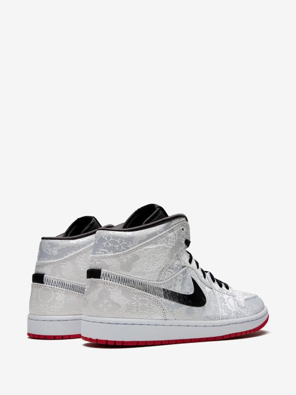 Jordan 1 Mid SE
Fearless Edison Chen CLOT