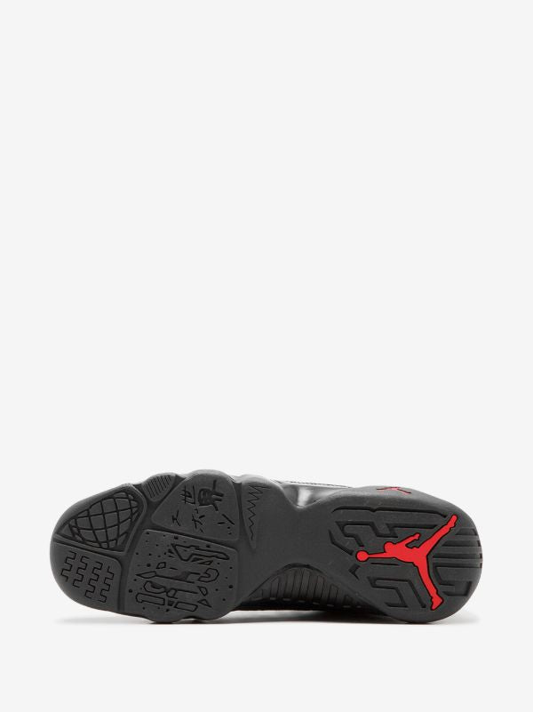 Air Jordan 9 in Black/University Red