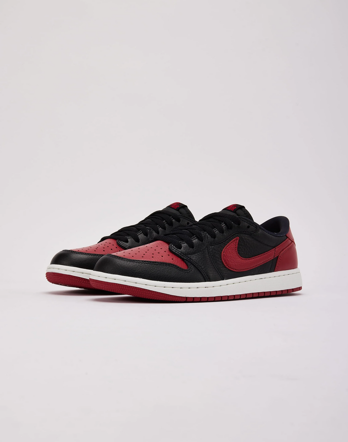 AIR JORDAN 1 RETRO LOW OG 'BANNED'