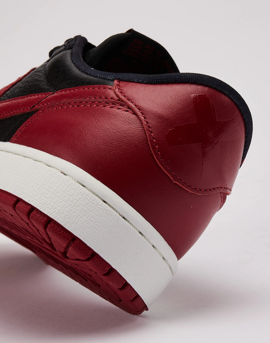 AIR JORDAN 1 RETRO LOW OG 'BANNED'