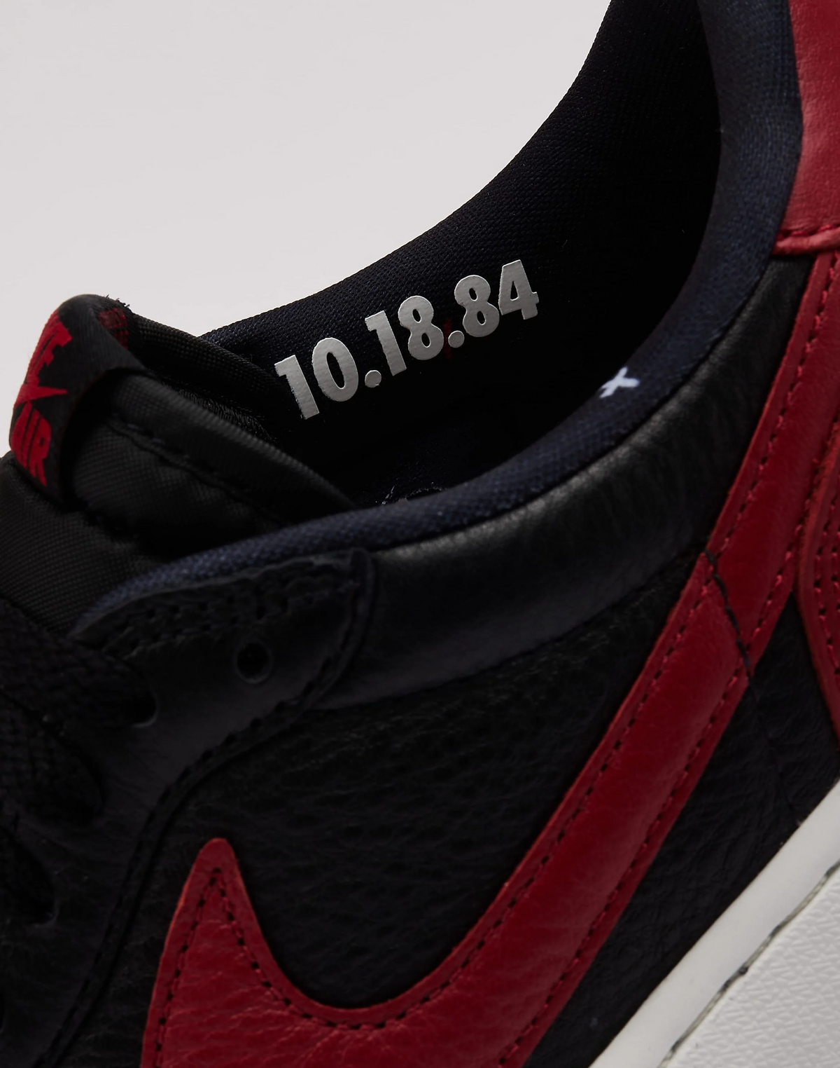 AIR JORDAN 1 RETRO LOW OG 'BANNED'