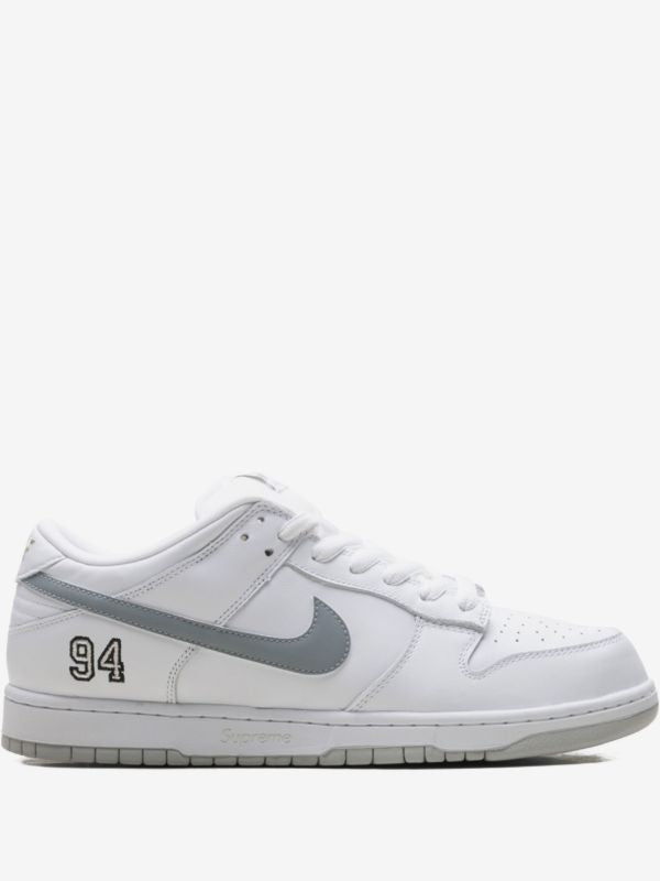 Nike SB Dunk Low "Supreme - White