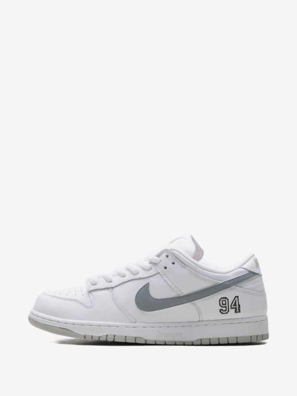 Nike SB Dunk Low "Supreme - White