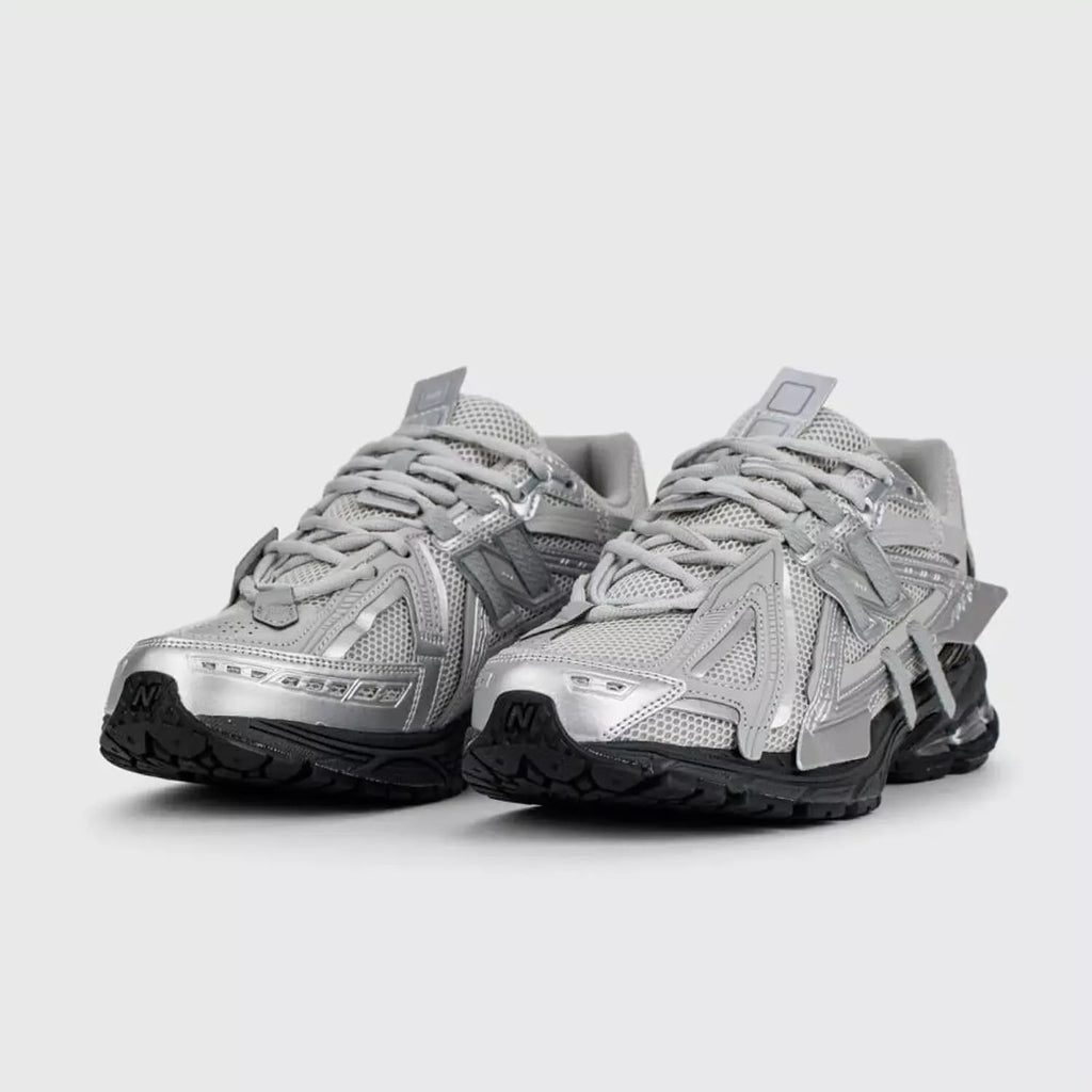 New balance 1906a concrete silver metalic