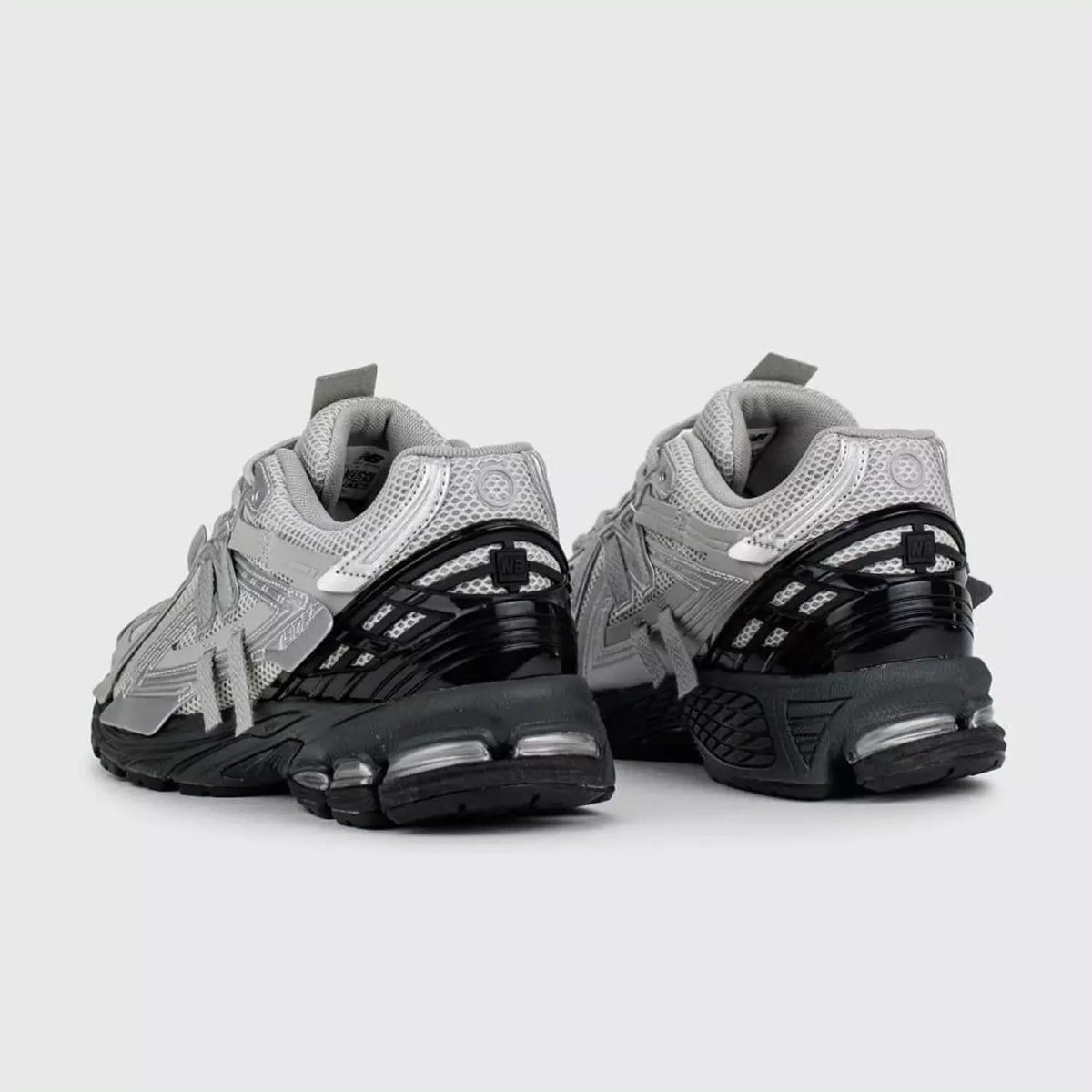 New balance 1906a concrete silver metalic
