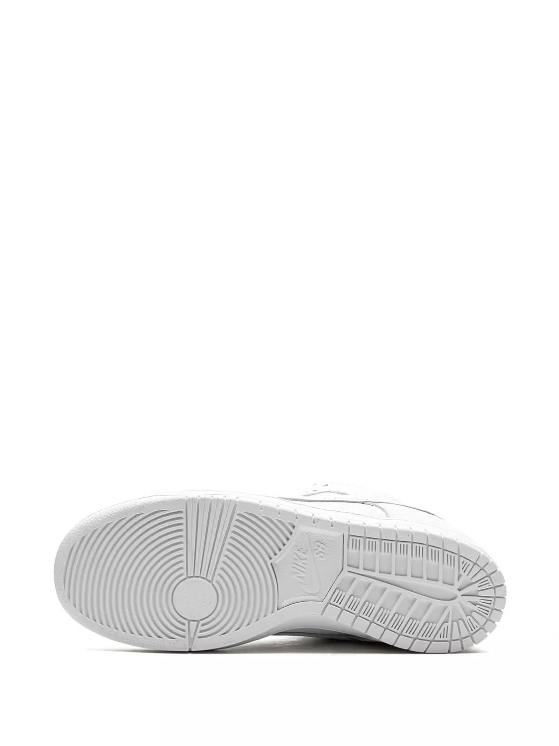Nike SB Dunk Low Pro "Triple White"