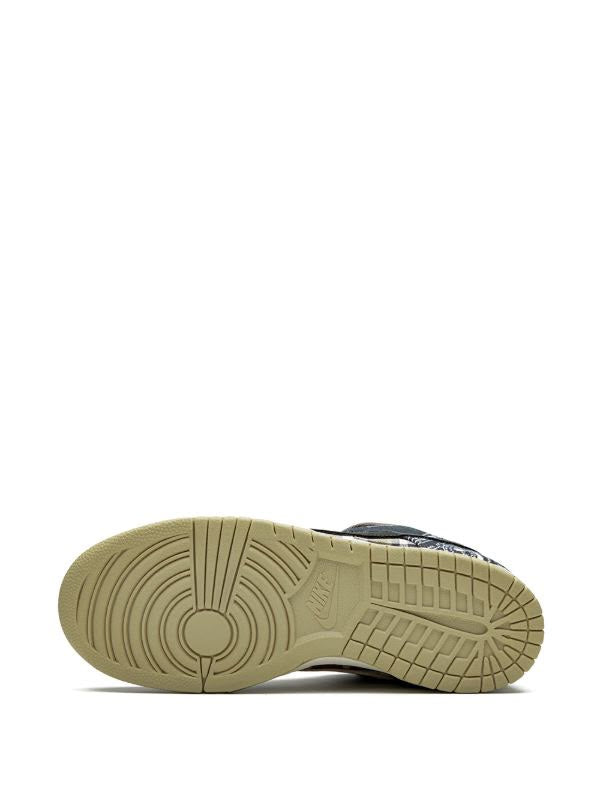 Nike. x Travis Scott SB Dunk Low