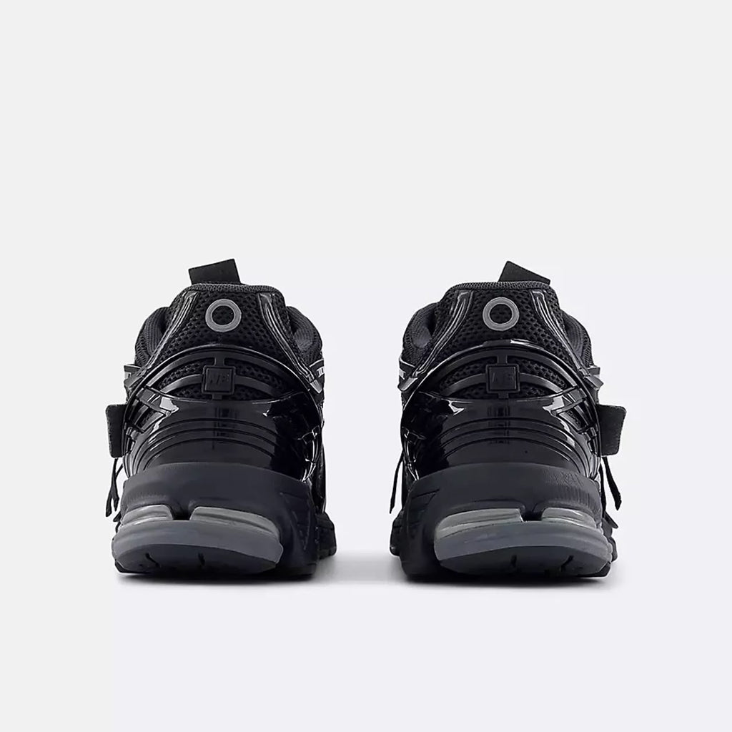 New Balance 1906A "Black Dark Silver Metallic"
