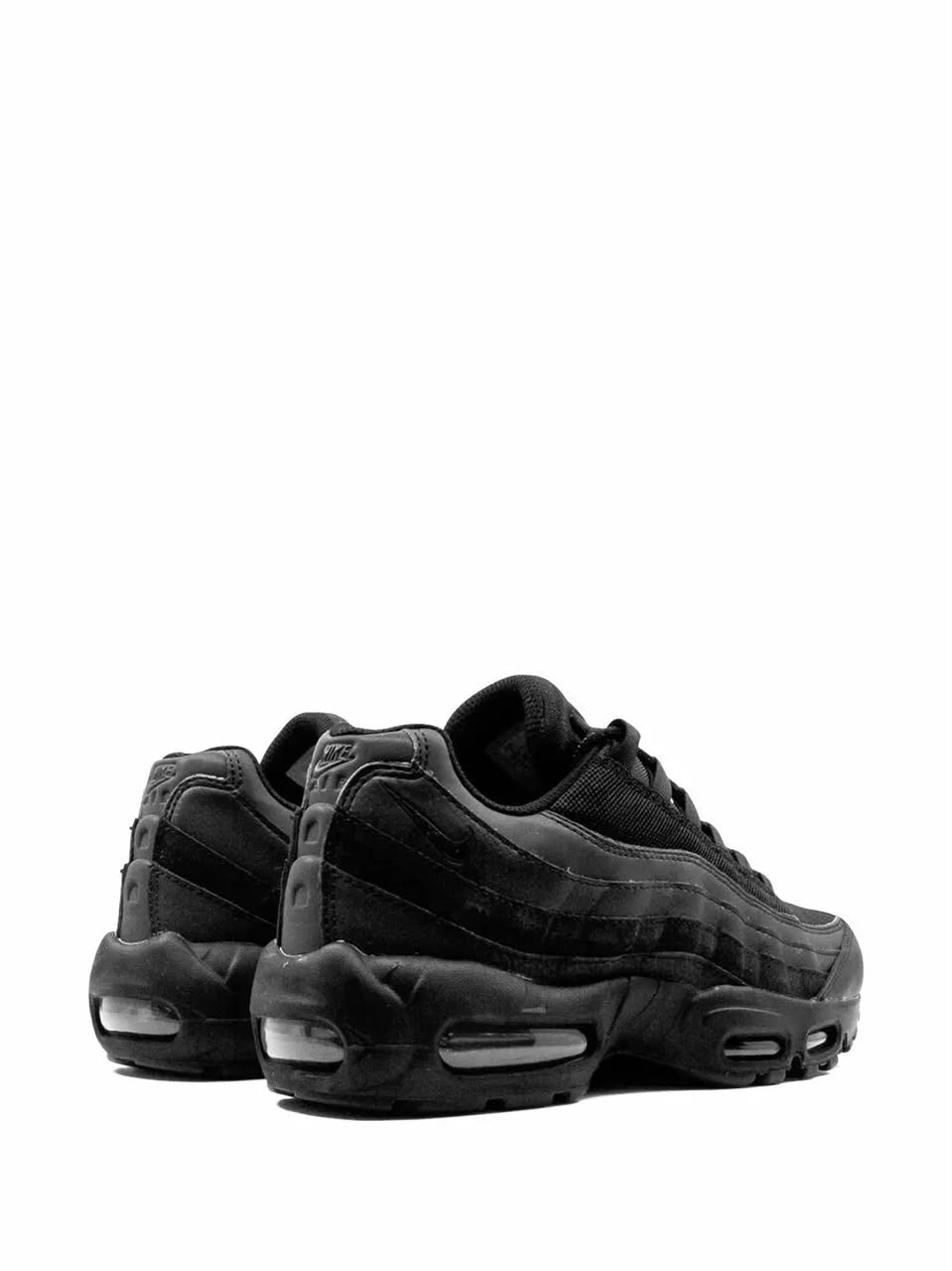 Nike. Air Max 95 Essential "Triple Black"