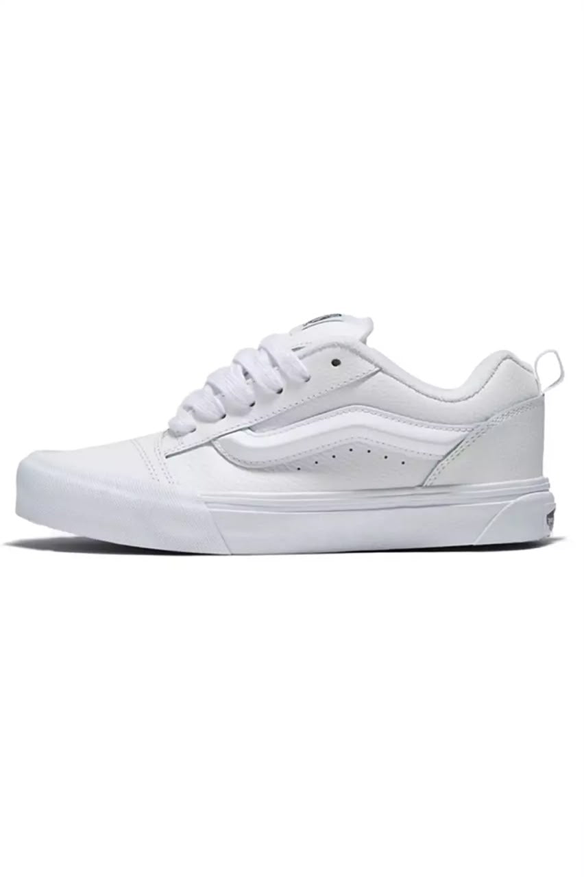 Vans knu skool triple white