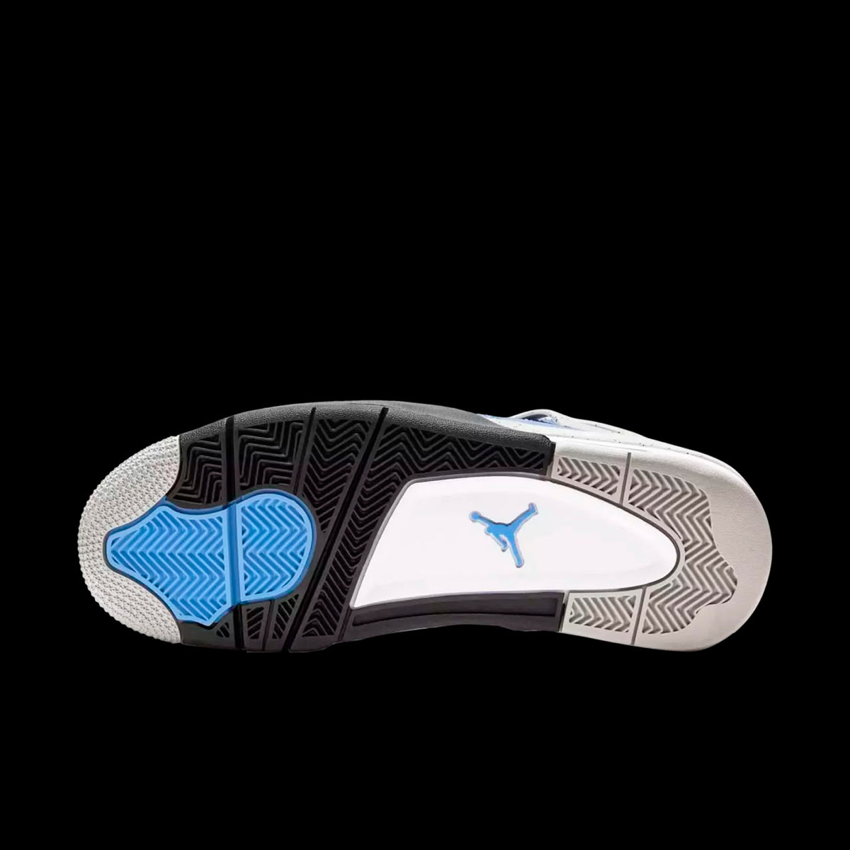 Air Jordan 4 University Blue